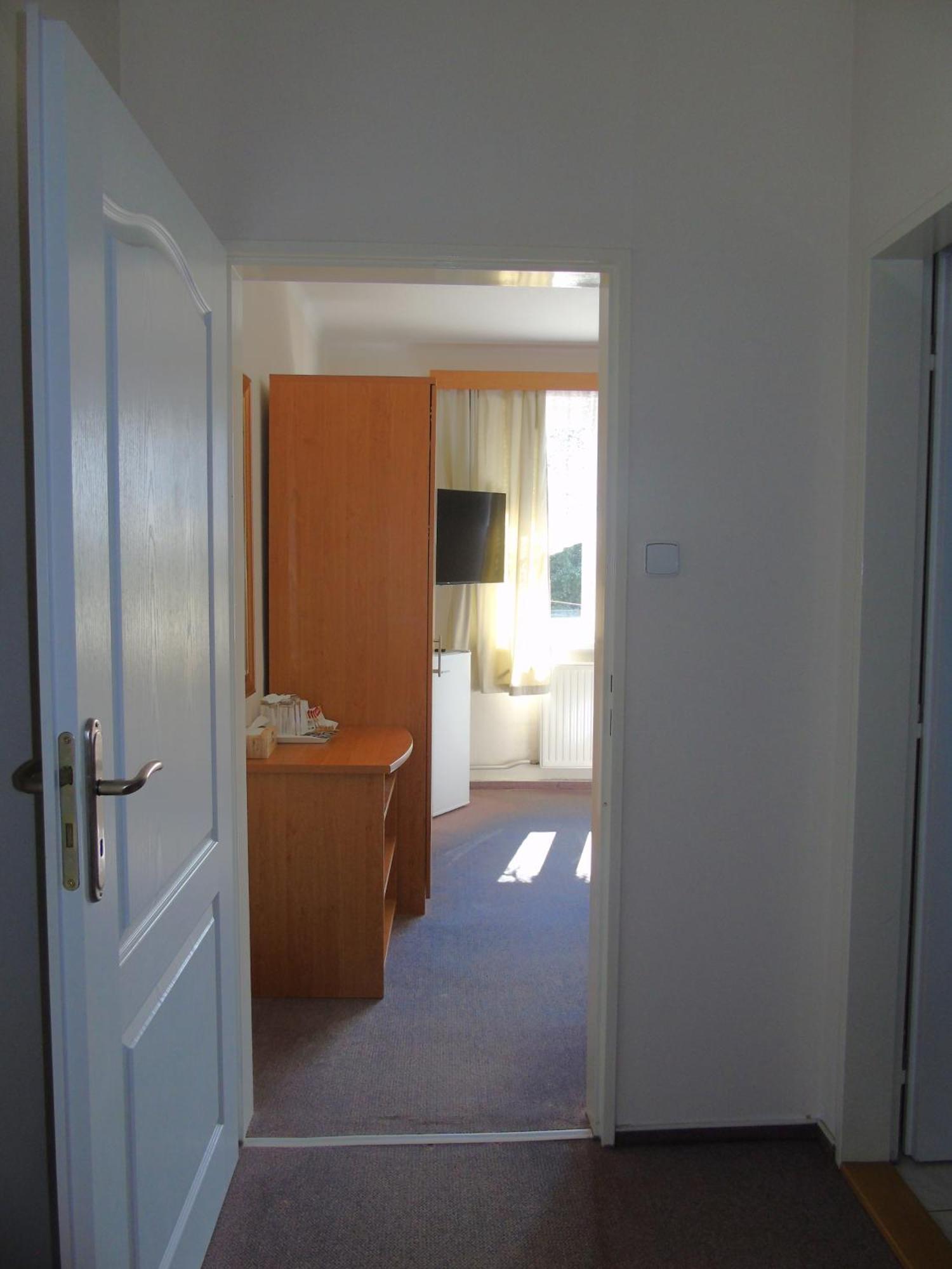 Toris Inn Trinec Exterior photo
